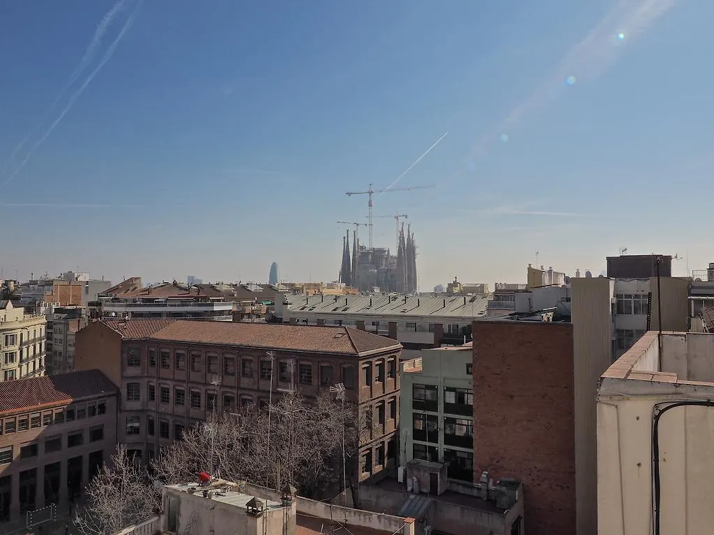 Sagrada Familia Attic Terrace Barcelona Views Lägenhet