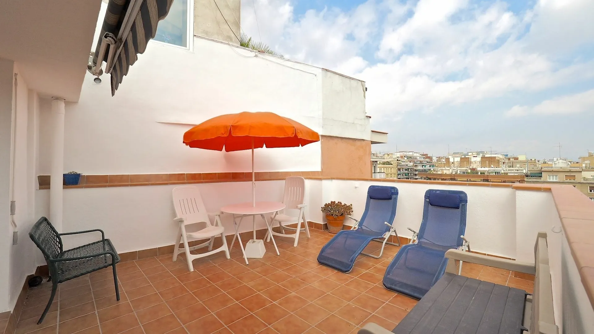 Sagrada Familia Attic Terrace Barcelona Views Apartment Spain