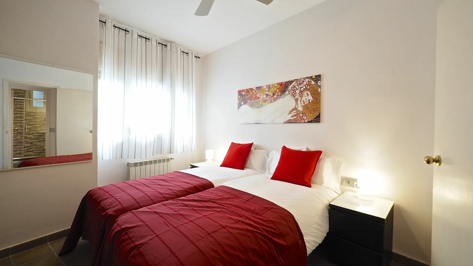 דירות Sagrada Familia Attic Terrace Barcelona Views